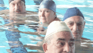 Aínda quedan prazas para os cursos de natación semestrais nas Piscinas do Sar e do C.D.Santa Isabel. Apúntate!