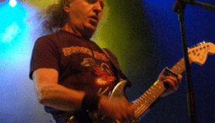 O Multiusos foi escenario do festival “Rock na Ascensión”