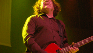 Máis de 2.000 persoas gozaron no Multiusos do directo de Gary Moore