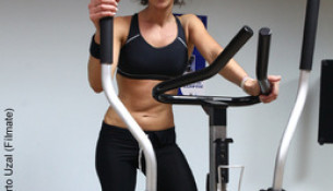 ENTREVISTA A BERTA MALLO, instructora de fitness. “Cando subo á tarima e enchufo a música esquézome do resto do mundo”
