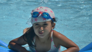 O 8 de xaneiro abre a inscrición para os cursiños de natación cuadrimestrais que empezan en febreiro