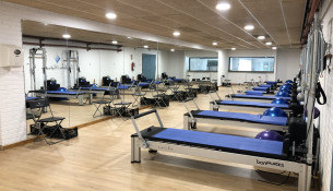 Ampliamos e renovamos a nosa sala de Pilates Reformer. E sumamos novos horarios!